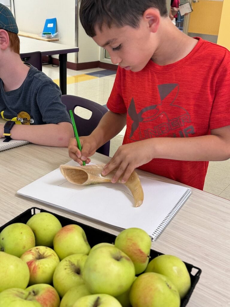 Back to School at Edmonton Talmud Torah Talmud Torah Society IMG 8435 1 Talmud Torah Society