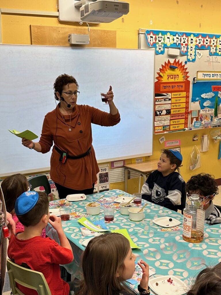 Tu B'Shevat at Talmud Torah School Talmud Torah Society IMG 4501 Talmud Torah Society