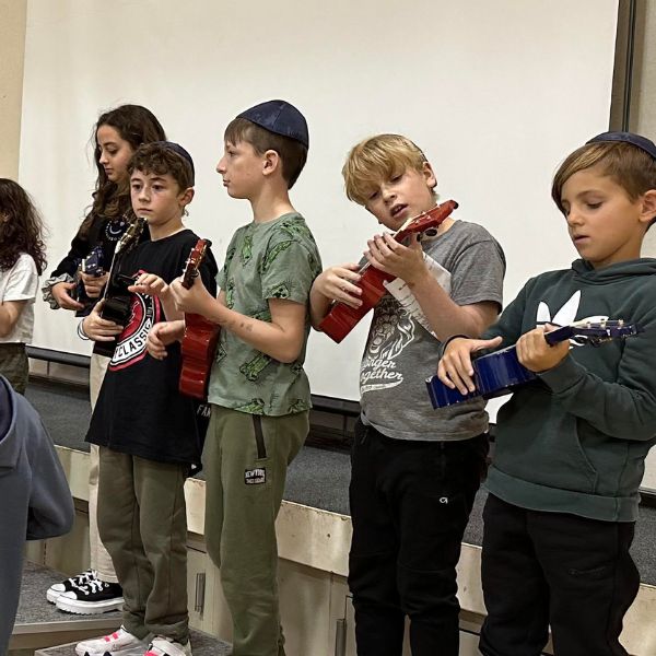 Talmud Torah Times Sept./Oct. 2024 Newsletter Talmud Torah Society 7 2 Talmud Torah Society